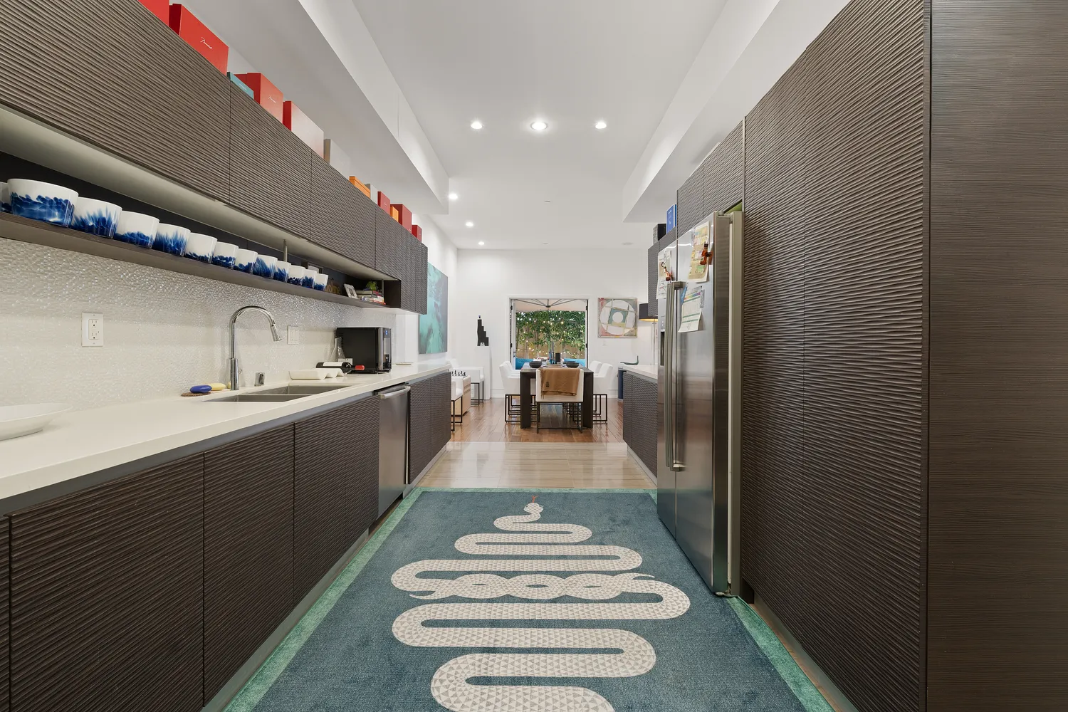 $1,599,990 | 225 South Hamilton Drive, Unit 107, Beverly Hills, CA 90211