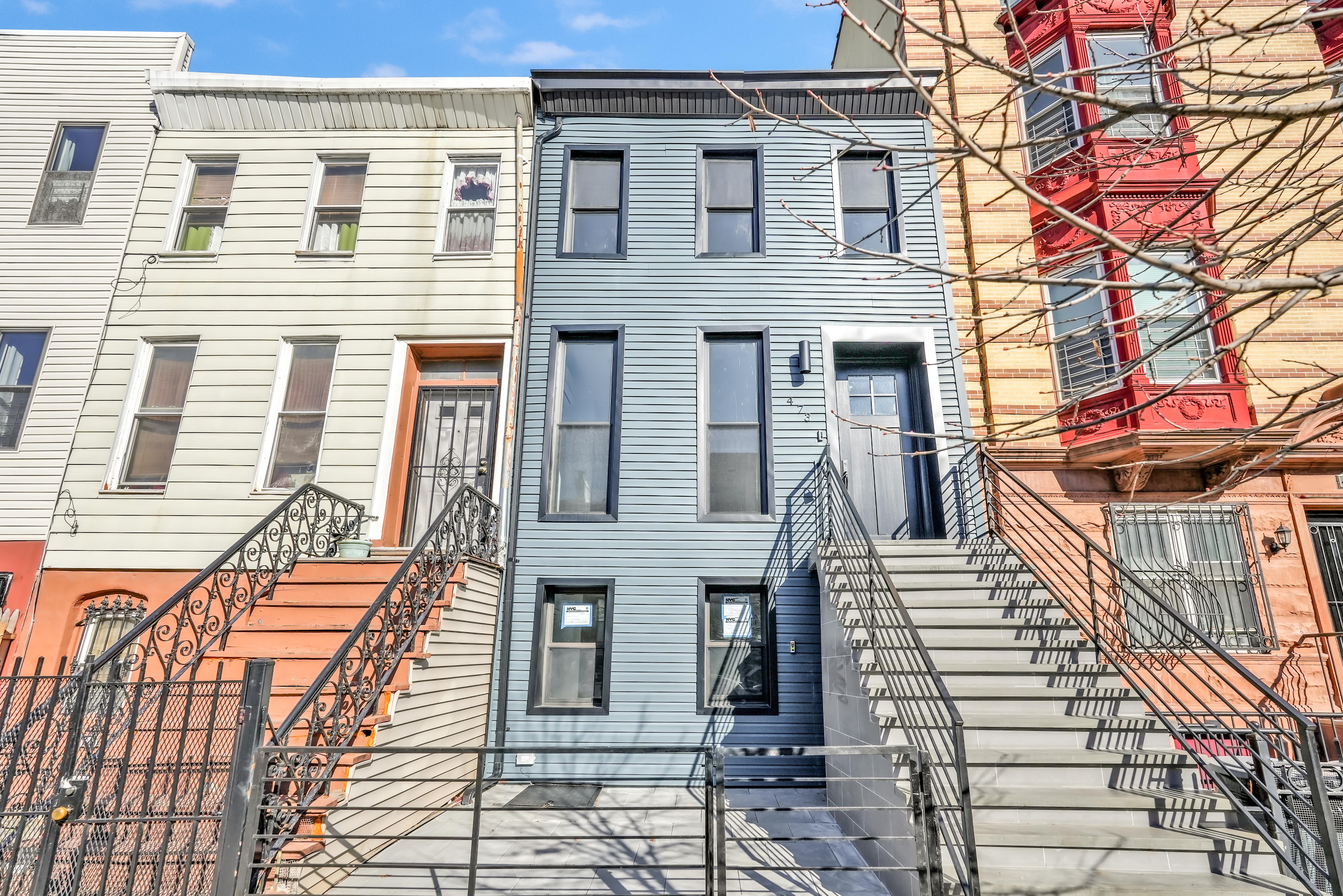 473 Monroe Street Brooklyn, NY 11221 - Photo 2 of 40 a front view of a house