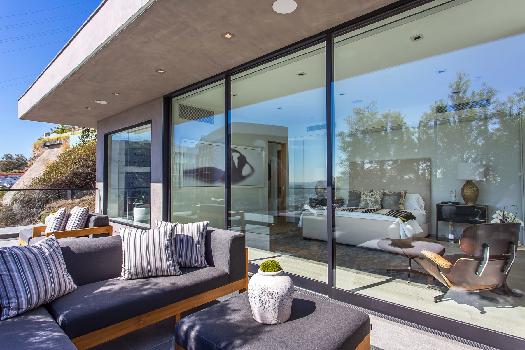 1413 Queens Road West Hollywood, CA 90069 - Photo 14 of 30