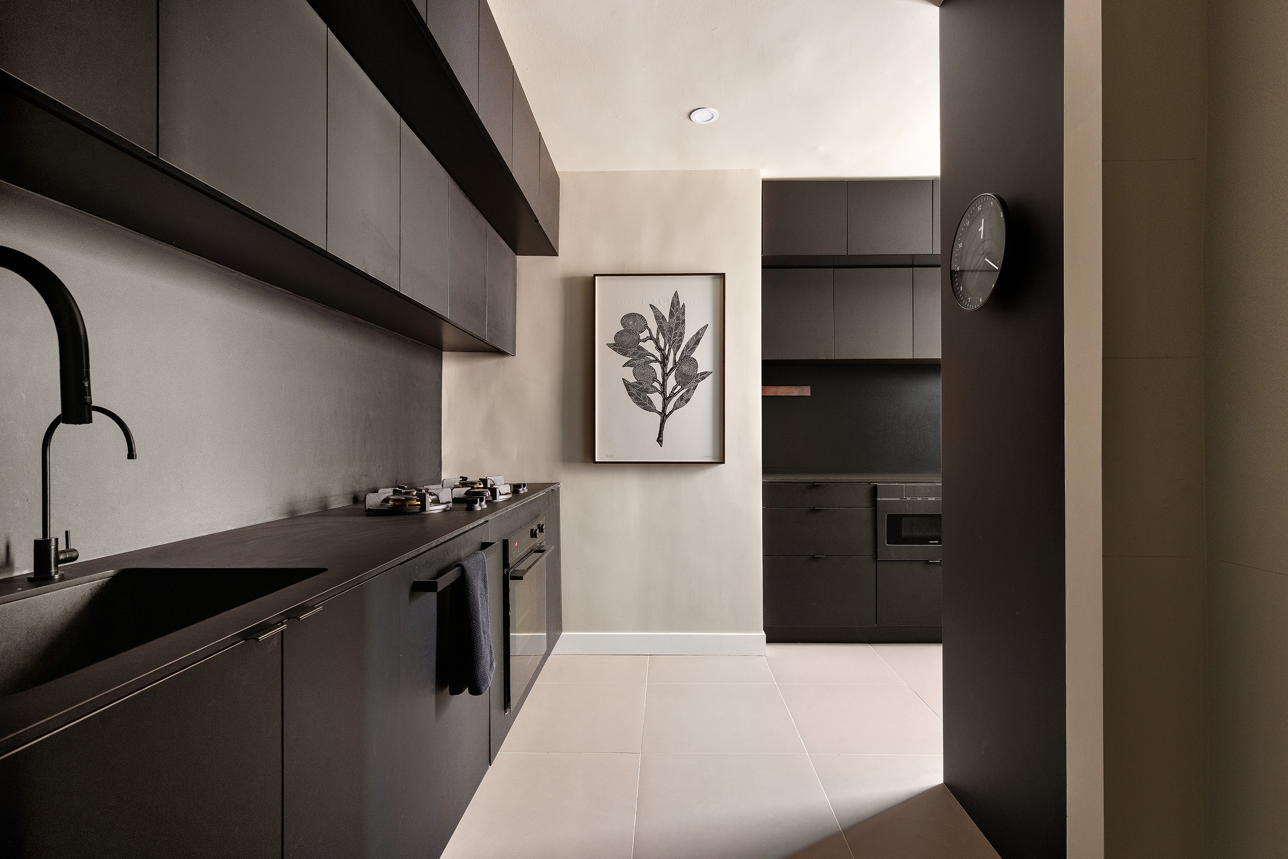 100 Ocean Parkway, Unit 4H Brooklyn, NY 11218 - Photo 3 of 11 a kitchen with a refrigerator and a stove