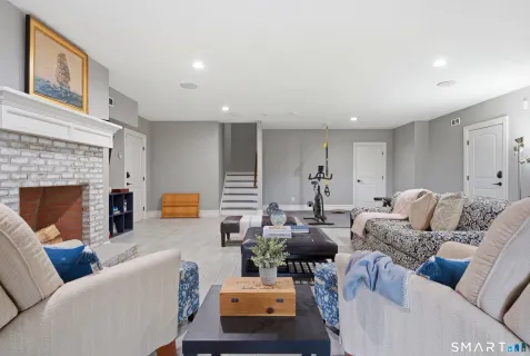 $2,250,000 | 149 Whitehall Avenue, Stonington, CT 06355