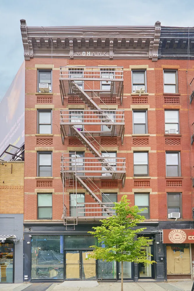 $6,995 | 723 11th Avenue, Unit 1 | Hell's Kitchen