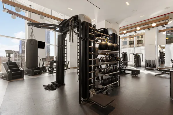 $8,500 | 1 City Point, Unit 57C | Downtown Brooklyn