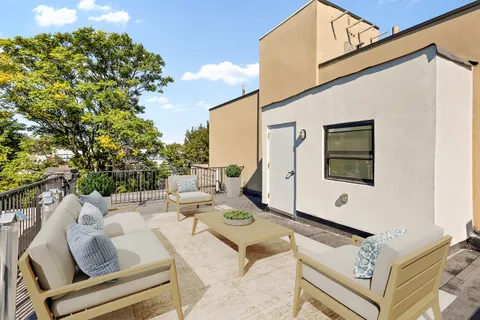 $2,198,000 | 125 Schaefer Street | Bushwick