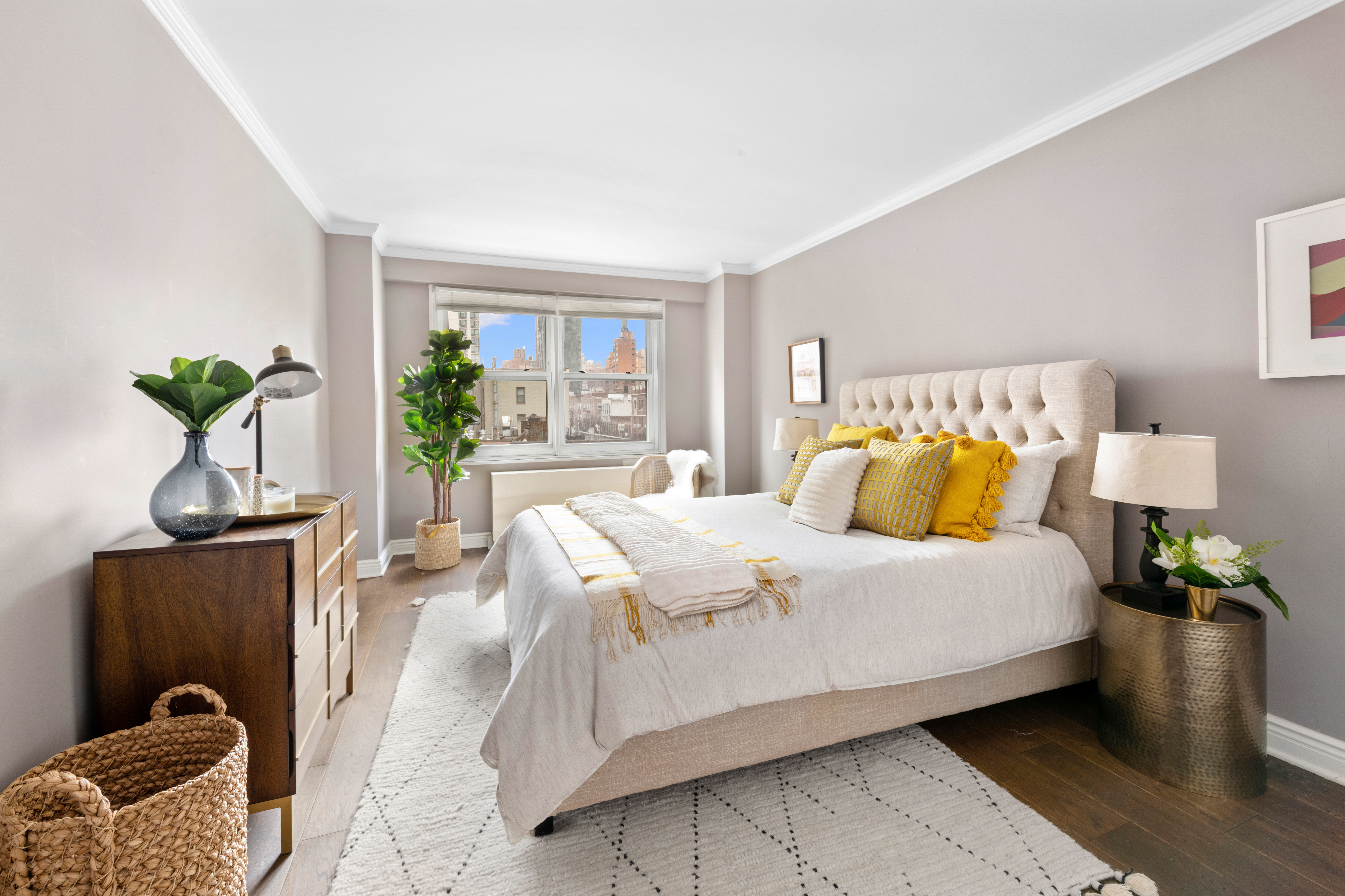 400 East 77th Street, Unit 7J Manhattan, NY 10075 - Photo 5 of 9