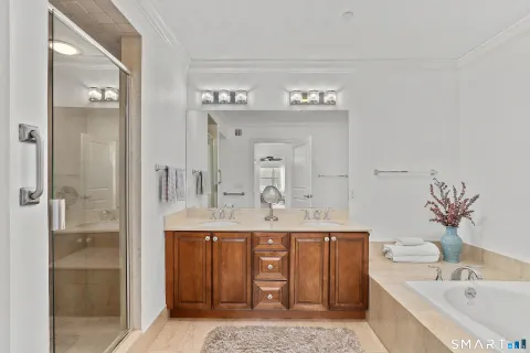 $750,000 | 16 Hayestown Road, Unit D303, Danbury, CT 06811