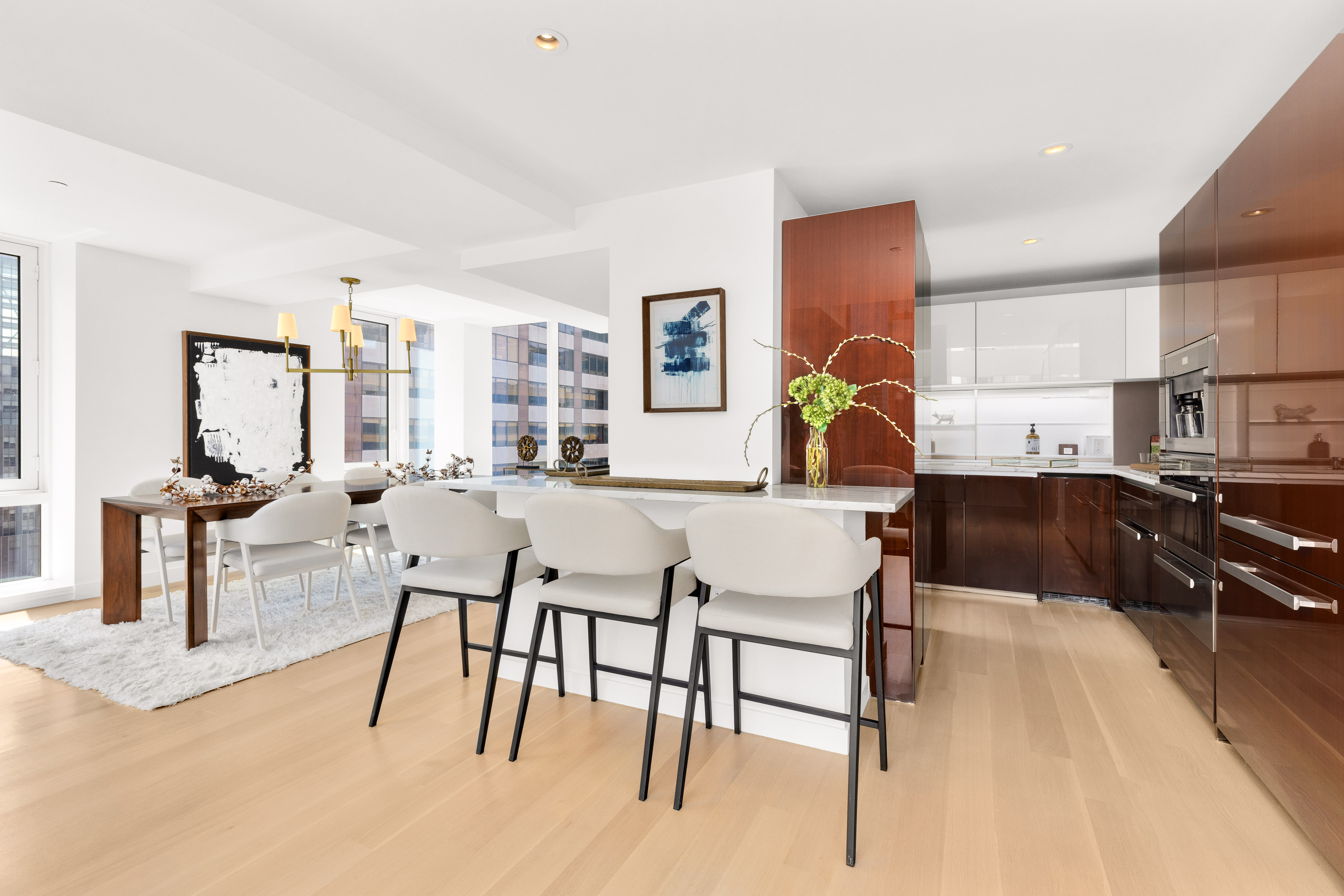 135 West 52nd Street, Unit PH2 Manhattan, NY 10019 - Photo 5 of 35