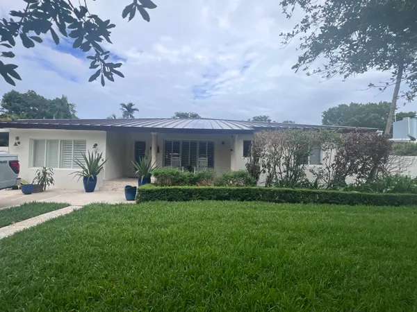 $1,750,000 | 3245 Southwest 59th Avenue, Miami, FL 33155