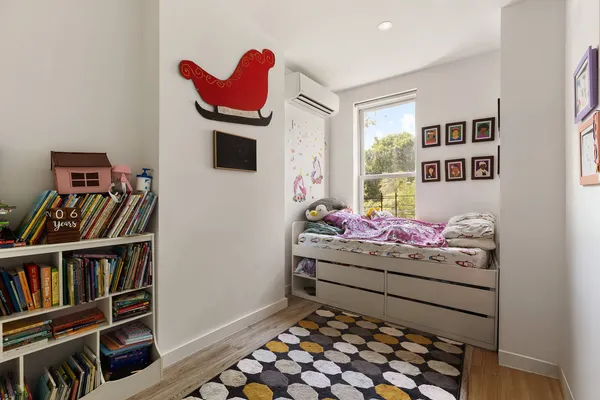 $7,395 | 356 7th Avenue, Unit 3 | Park Slope