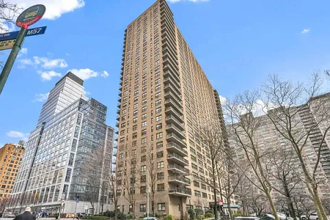 $1,500,000 | 180 West End Avenue, Unit 23D | Upper West Side