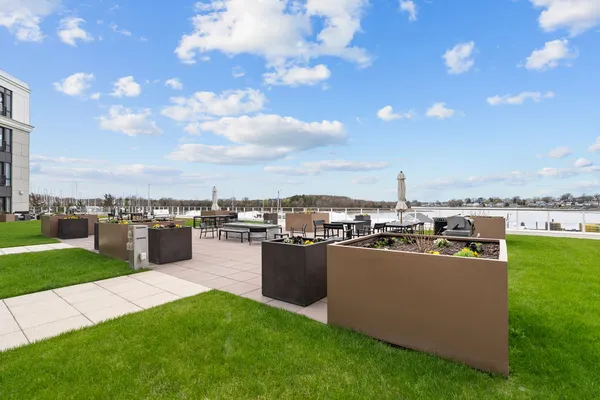 $1,425,000 | 10 Shipyard Drive, Unit 511, Hingham, MA 02043