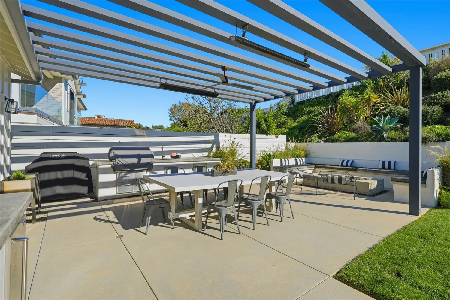 $18,500 | 2848 Carob Street, Newport Beach, CA 92660