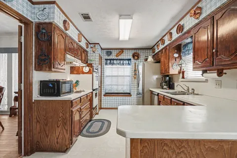 $368,990 | 217 Faircrest Drive, Garland, TX 75040