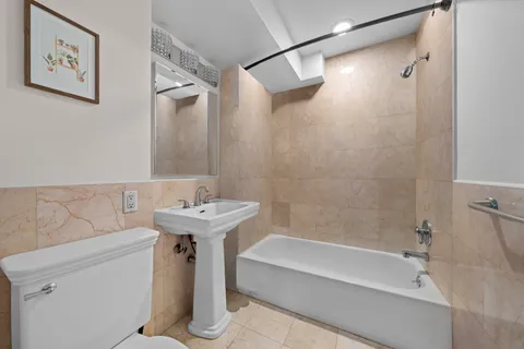 $4,500 | 163 St Nicholas Avenue, Unit 4H | Harlem