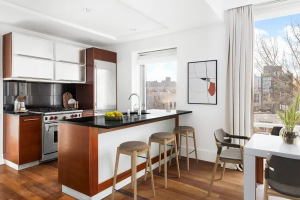 $5,800 | 30 Bayard Street, Unit 4F | Williamsburg