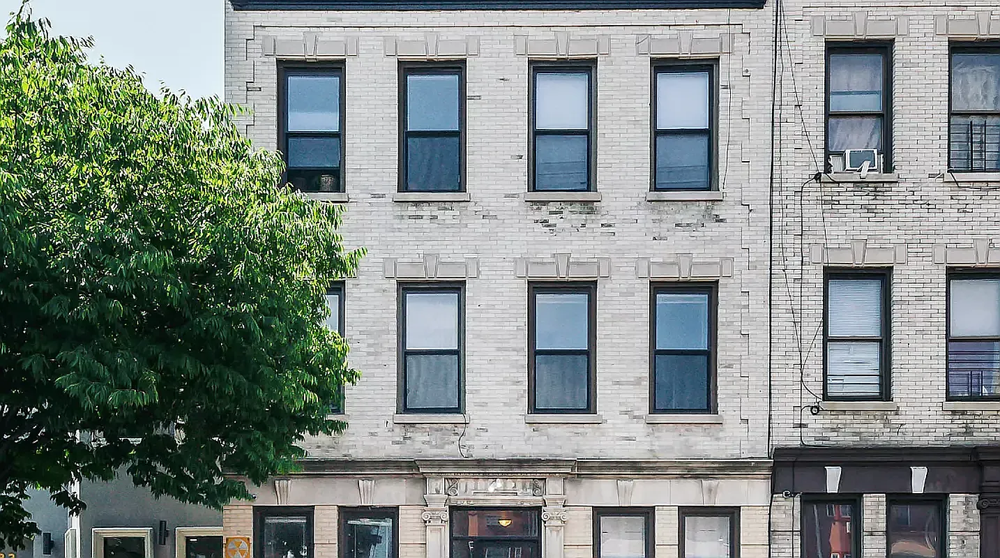 285 Cornelia Street, Unit 3R Brooklyn, NY 11221 - Photo 9 of 10 a view of front door of house