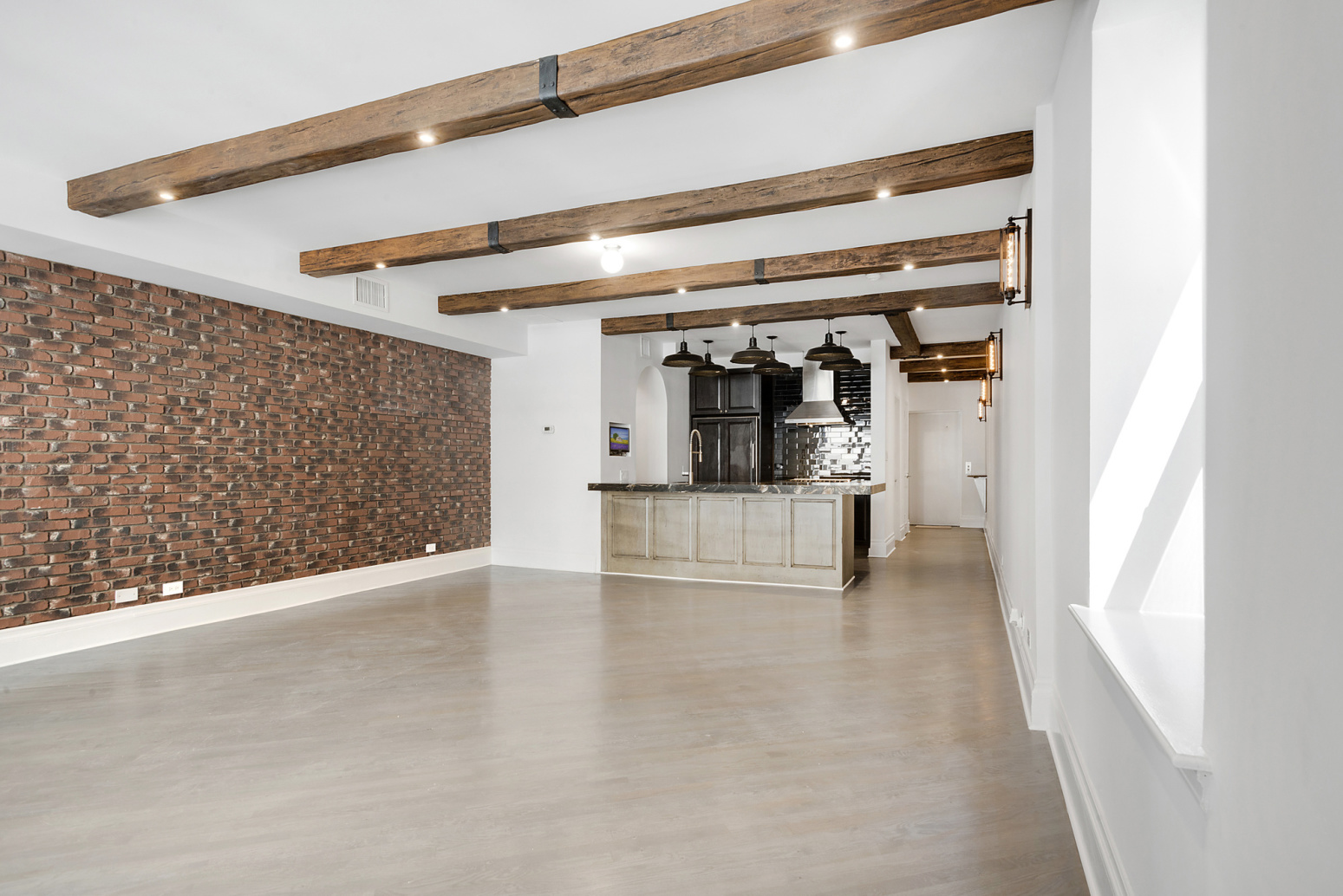 24 West 45th Street, Unit 5 Manhattan, NY 10036 - Photo 2 of 10