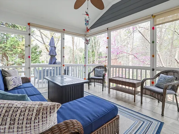 $1,100,000 | 205 Park Bluff Drive, Chapel Hill, NC 27517