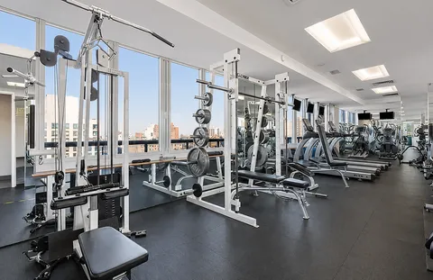 $1,650,000 | 250 West 90th Street, Unit 7H | Upper West Side