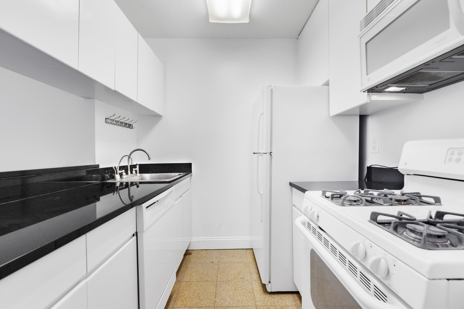 280 Park Avenue South, Unit 19L Manhattan, NY 10010 - Photo 4 of 13