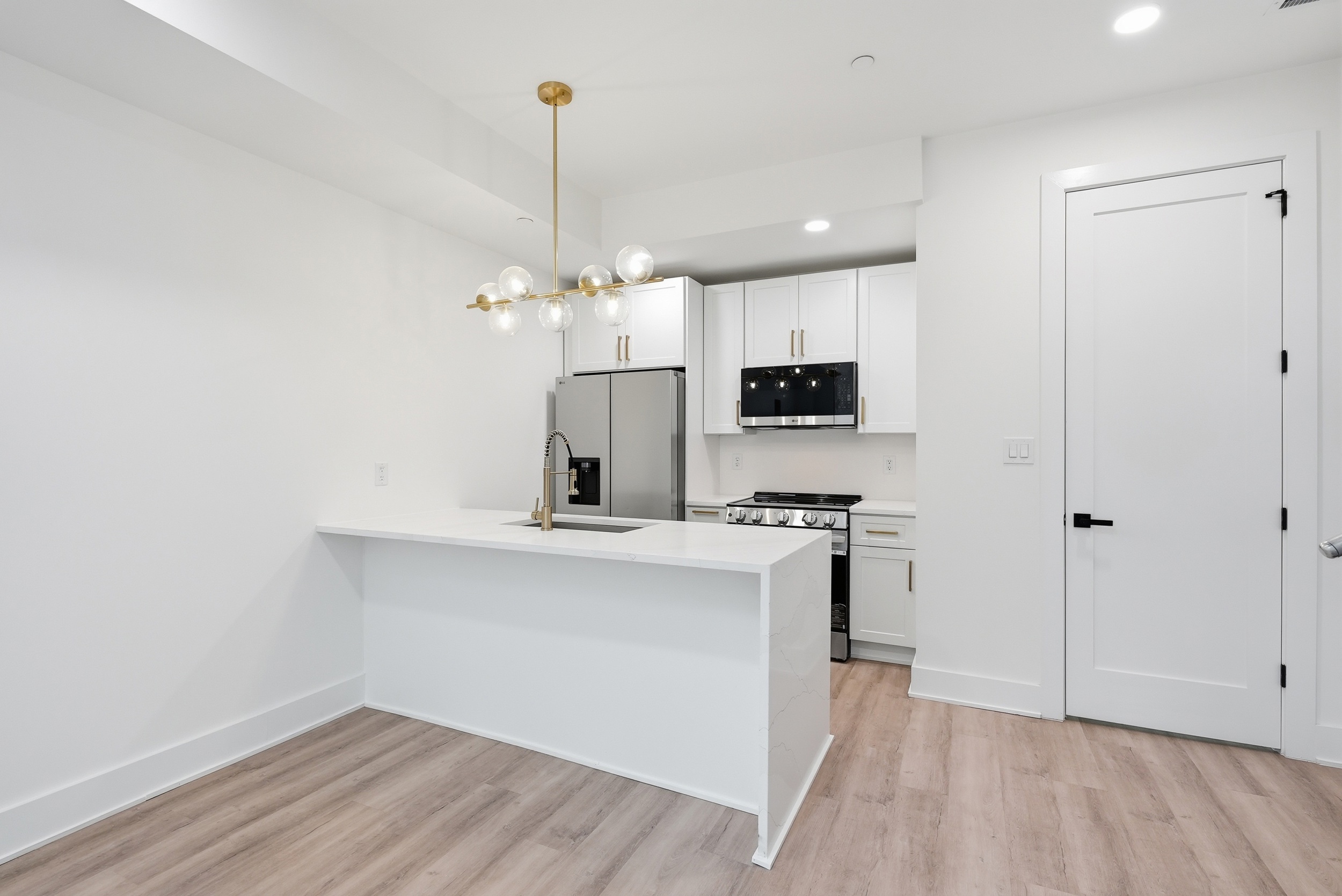 2105 M Street Northeast, Unit 1 Washington, DC 20002 - Photo 18 of 32 Gallery Image 18