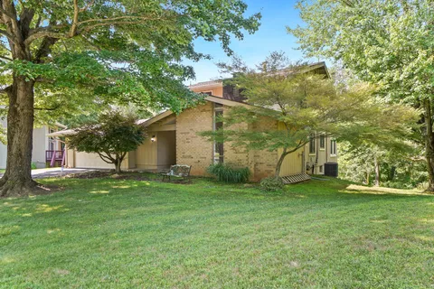 $999,000 | 10104 Grayhorse Court, Rockville, MD 20854