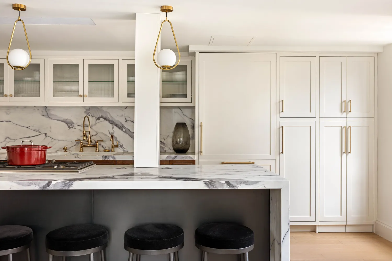 $3,500,000 | 230 East 50th Street, Unit 10AB | Midtown East