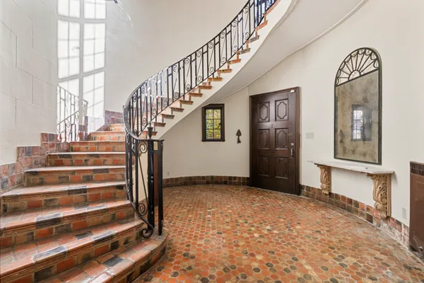 $1,150,000 | 113 Maple Avenue, Oil City, PA 16301