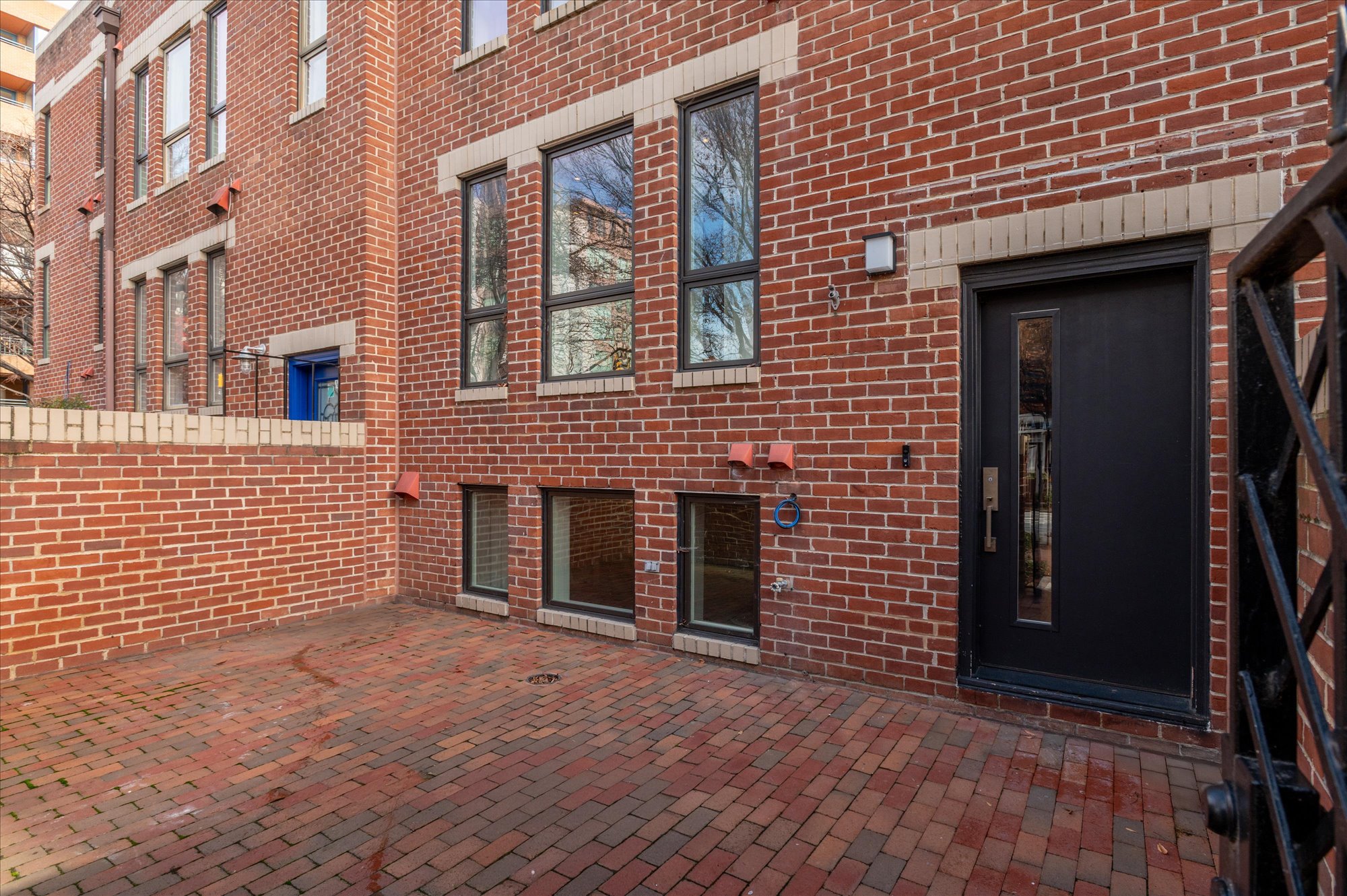 7313 Woodmont Avenue, Unit R Bethesda, MD 20814 - Photo 29 of 33