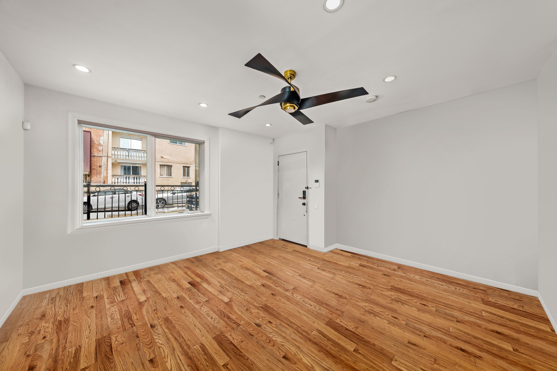 131 North 5th Street, Unit 1 Brooklyn, NY 11249 - Photo 5 of 6