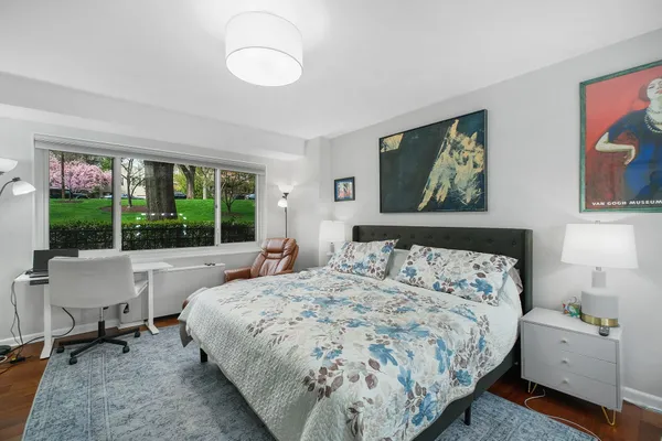 $5,100 | 4201 Cathedral Avenue Northwest, Unit 114W, Washington, DC 20016