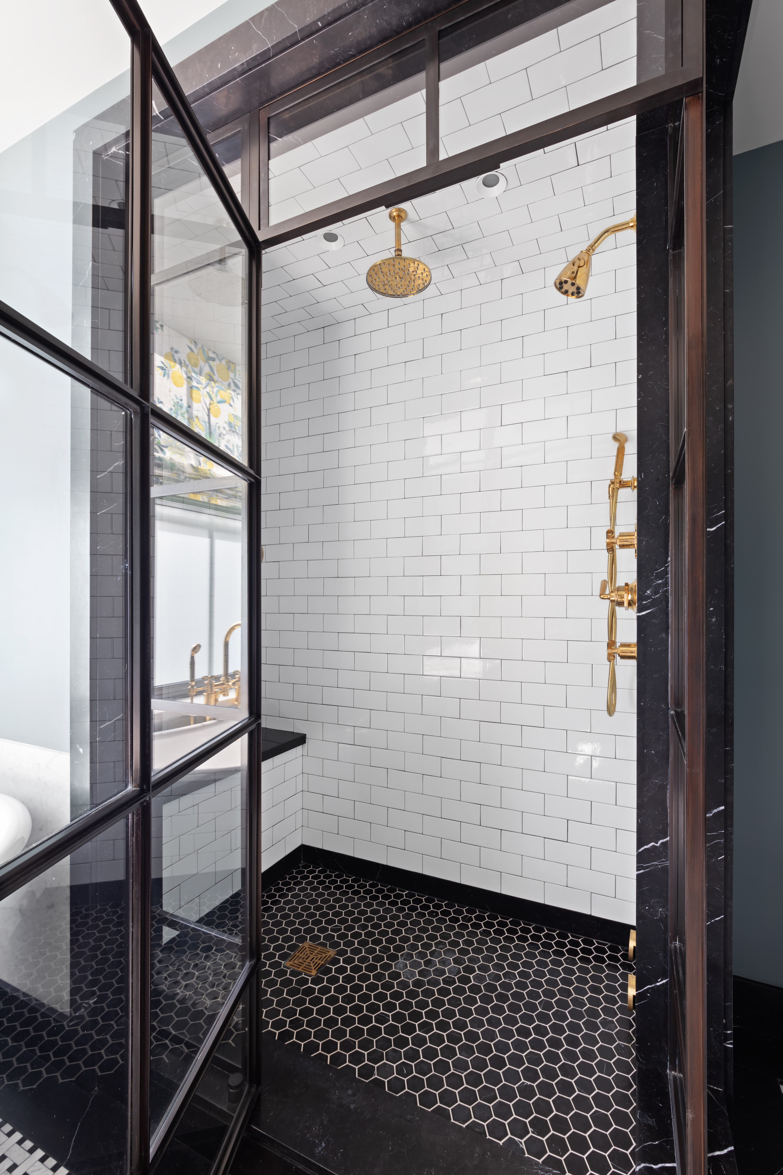 147 Waverly Place, Unit 5E Manhattan, NY 10014 - Photo 11 of 18