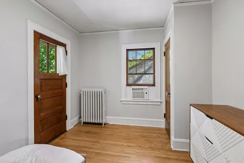 $400,000 | 1767 West Englewood Avenue, St. Paul, MN 55104
