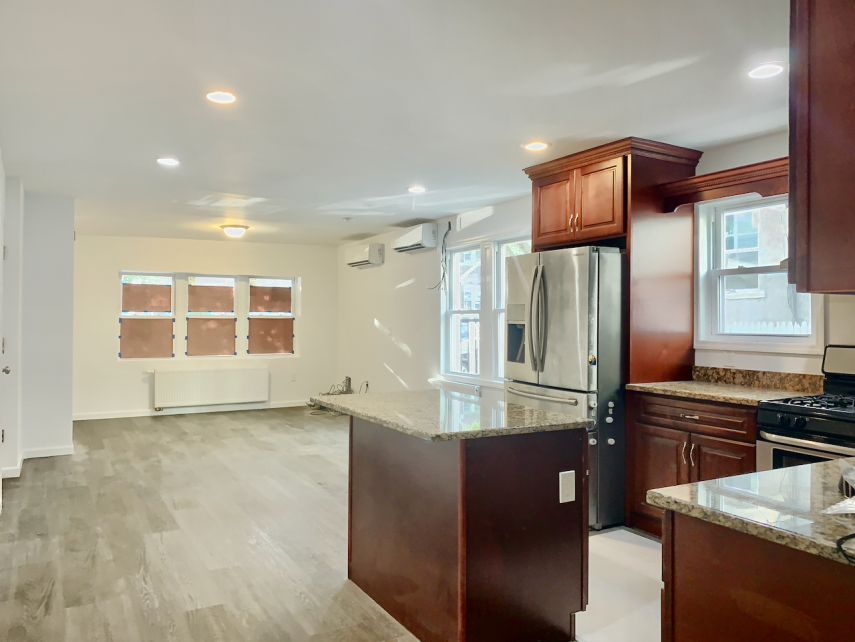 37-11 94th Street, Unit 1 Queens, NY 11372 - Photo 2 of 7