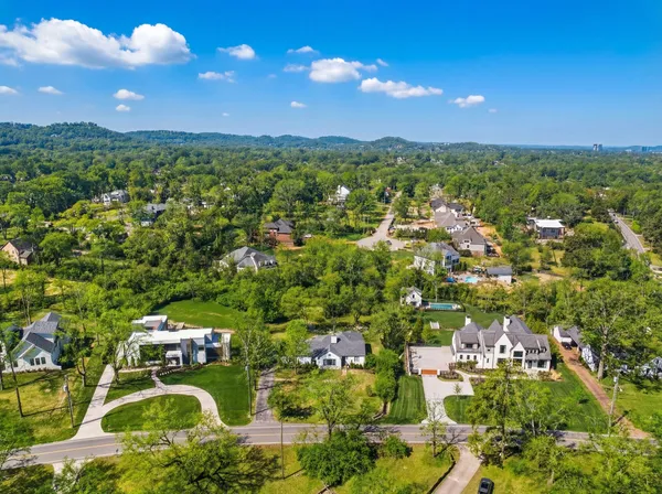 $1,650,000 | 4611 Churchwood Drive, Nashville, TN 37220
