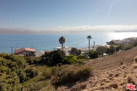 $460,000 | 1 Malibu Cove, Malibu, CA 90265