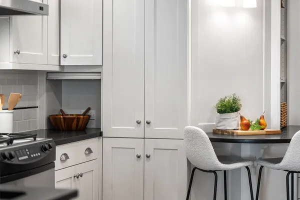 Contact Agent | 1515 T Street Northwest, Washington, DC 20009