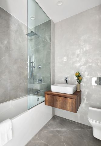 $1,450,000 | 508 Waverly Avenue, Unit 6 | Clinton Hill