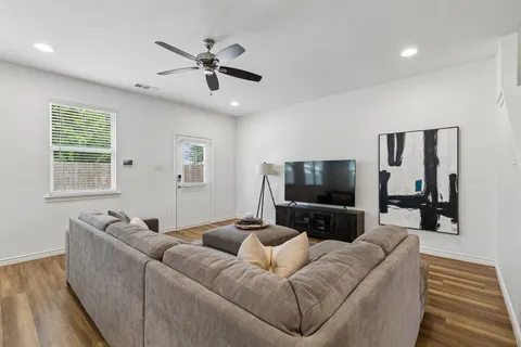 $625,000 | 2941 Gordon Avenue, Fort Worth, TX 76110