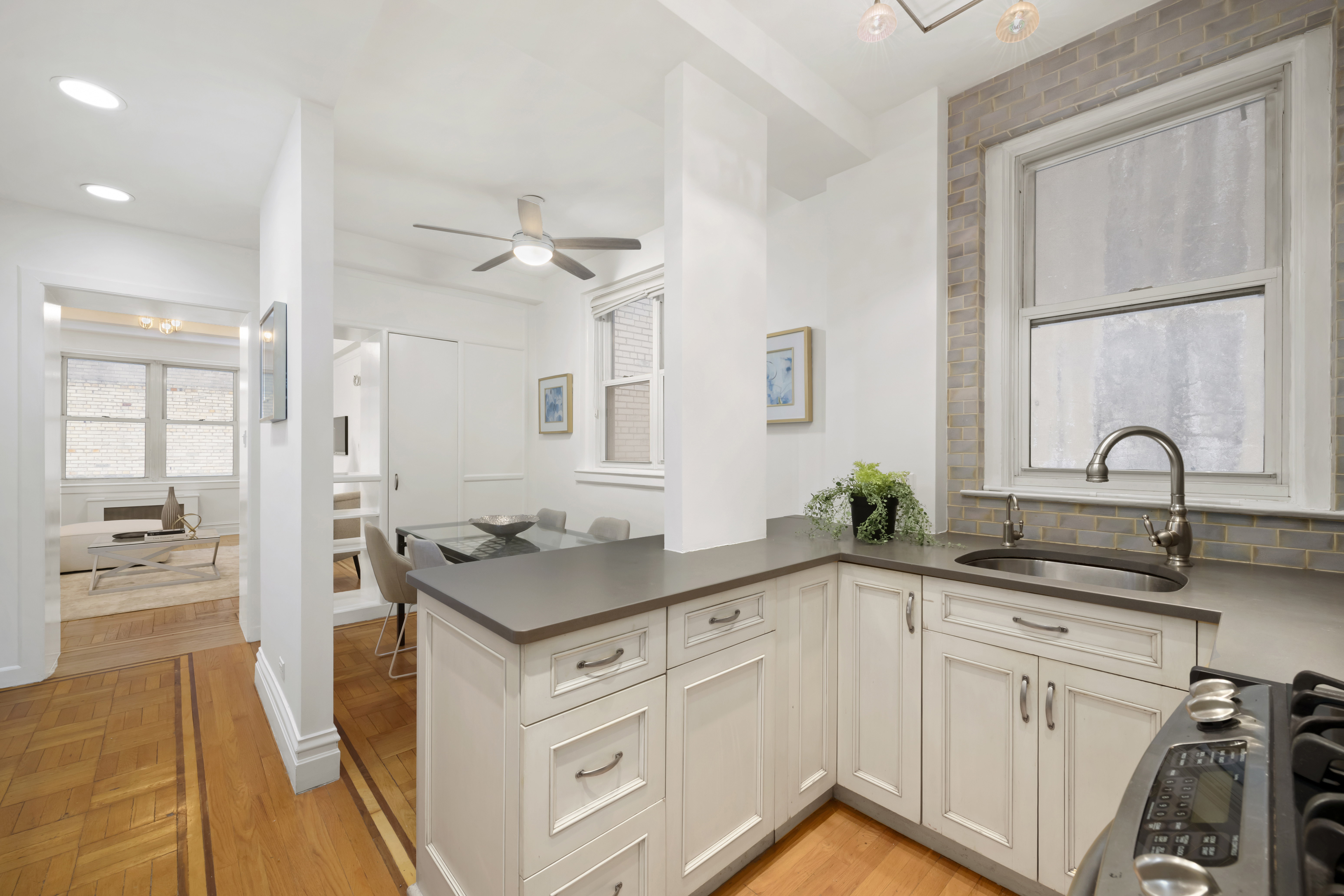334 West 87th Street, Unit 1D Manhattan, NY 10024 - Photo 4 of 8