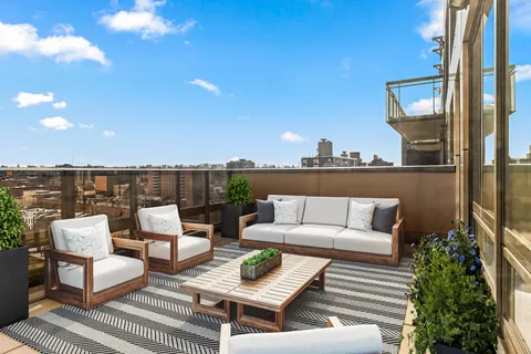 $2,350,000 | 500 4th Avenue, Unit 11C | Park Slope