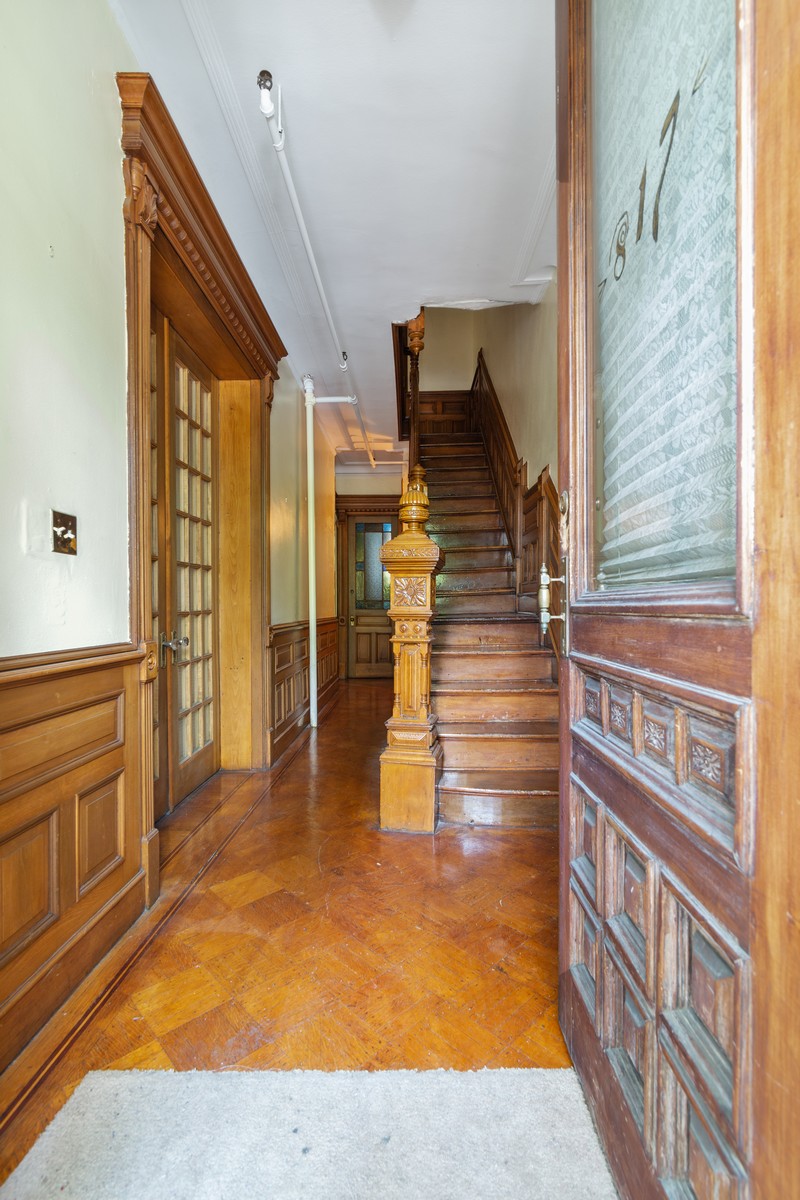 817 Putnam Avenue Brooklyn, NY 11221 - Photo 2 of 20