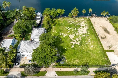 $12,360,000 | 710 Northwest N River Drive, Miami, FL 33136