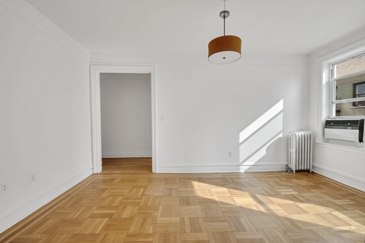 720 West 173rd Street, Unit 54 Manhattan, NY 10032 - Photo 4 of 9