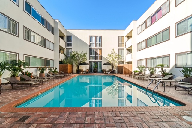 1015 North Kings Road, Unit 301 West Hollywood, CA 90069 - Photo 19 of 22