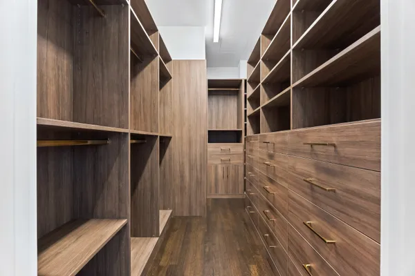 $6,999,000 | 217 West 57th Street, Unit 36D | Midtown Central