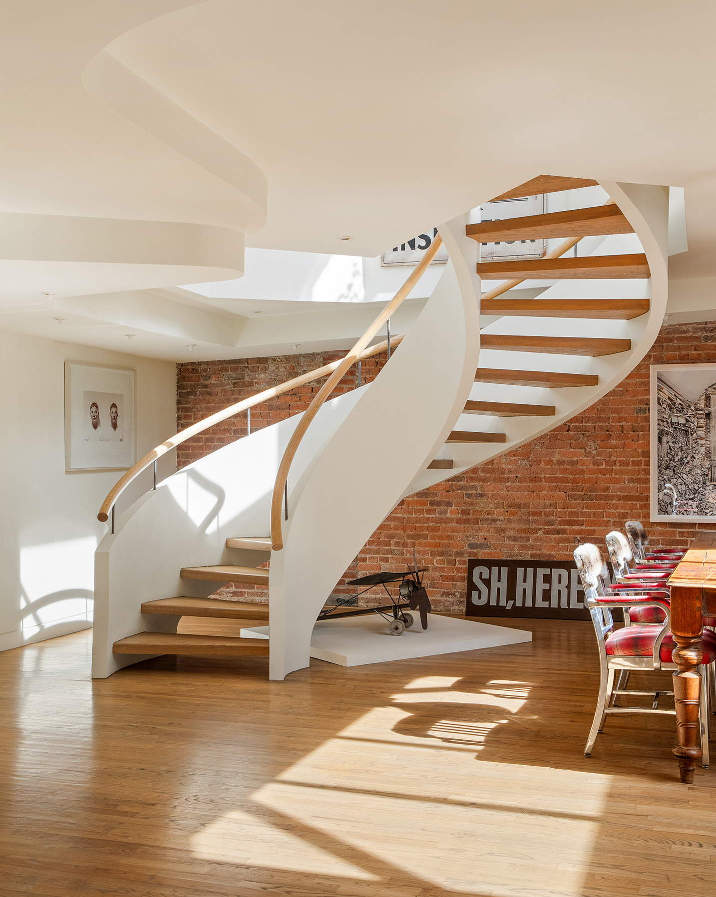 152 Franklin Street, Unit PH Manhattan, NY 10013 - Photo 6 of 17 a view of entryway and hall