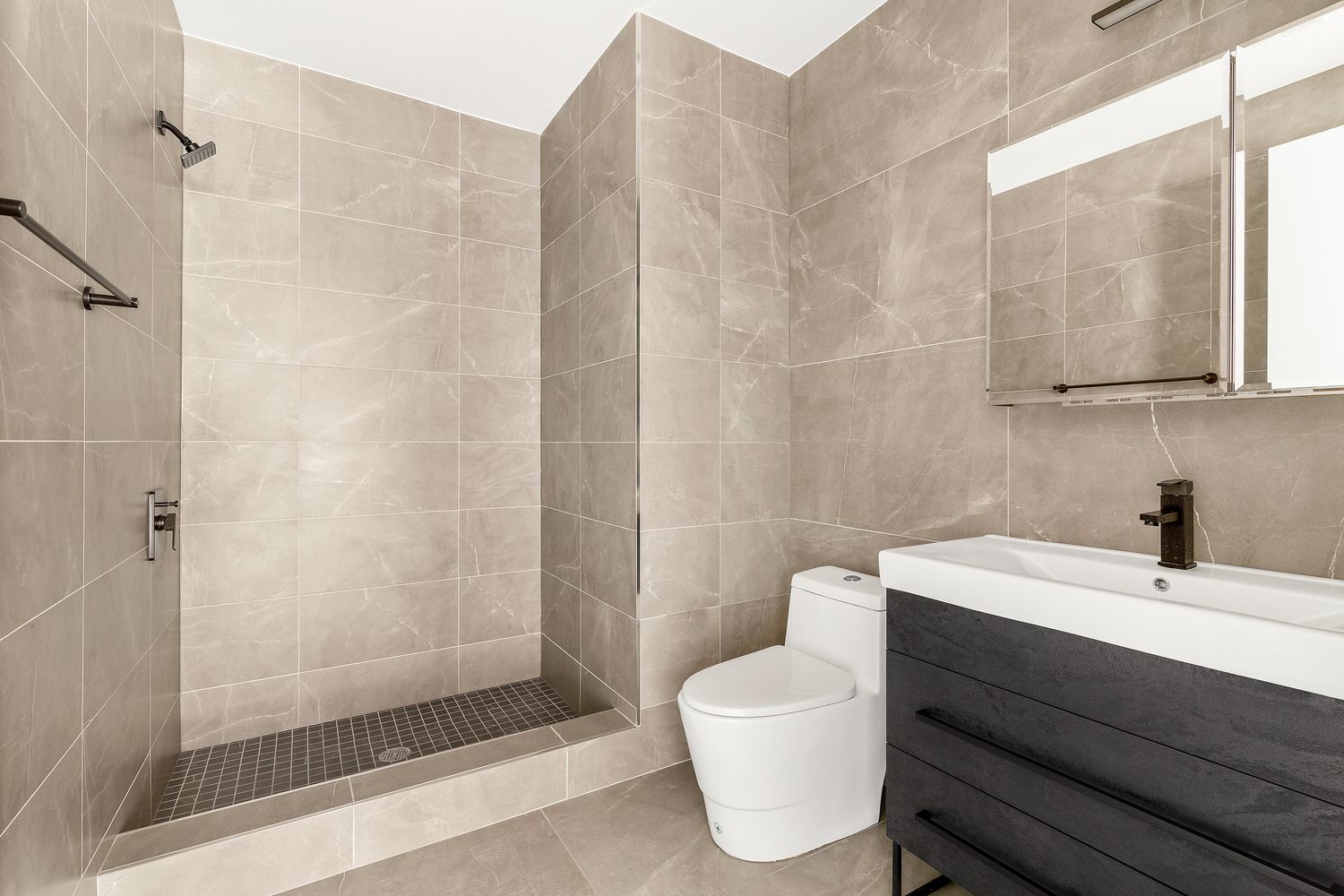 $7,200 | 78 Freeman Street, Unit 3 | Greenpoint