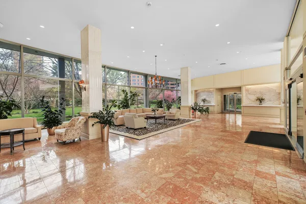 $5,100 | 4201 Cathedral Avenue Northwest, Unit 114W, Washington, DC 20016