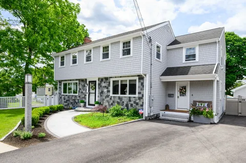$1,495,000 | 45 Foster Lane, Milton, MA 02186